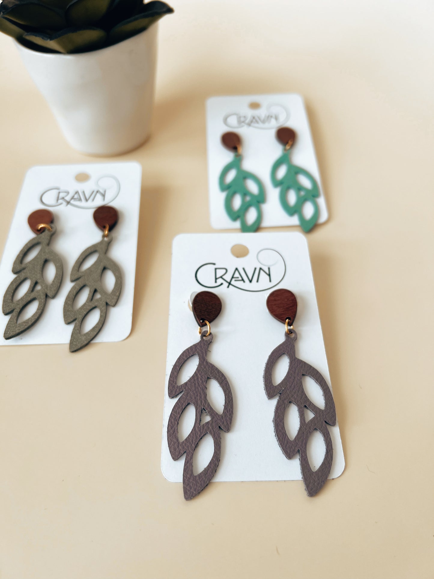 Wood & Leather Leaves